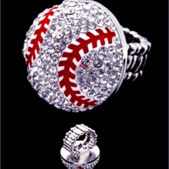 Baseball ring - stretches to fit most Women finger - Picture 1 of 2